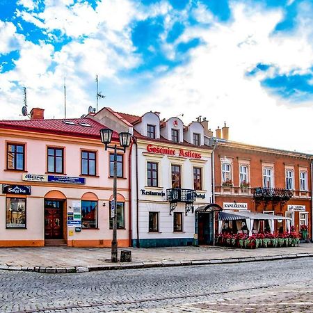 Bed and Breakfast Gosciniec Asticus Ярослав Екстер'єр фото